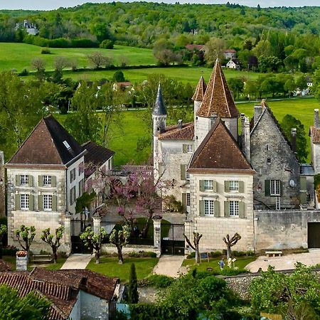 Château des Sénéchaux, Bourdeilles Extérieur photo
