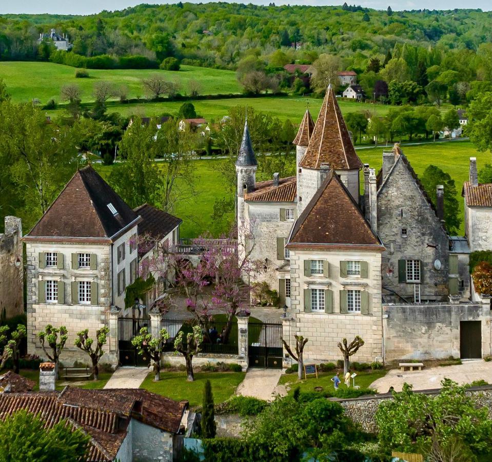 Château des Sénéchaux, Bourdeilles Extérieur photo