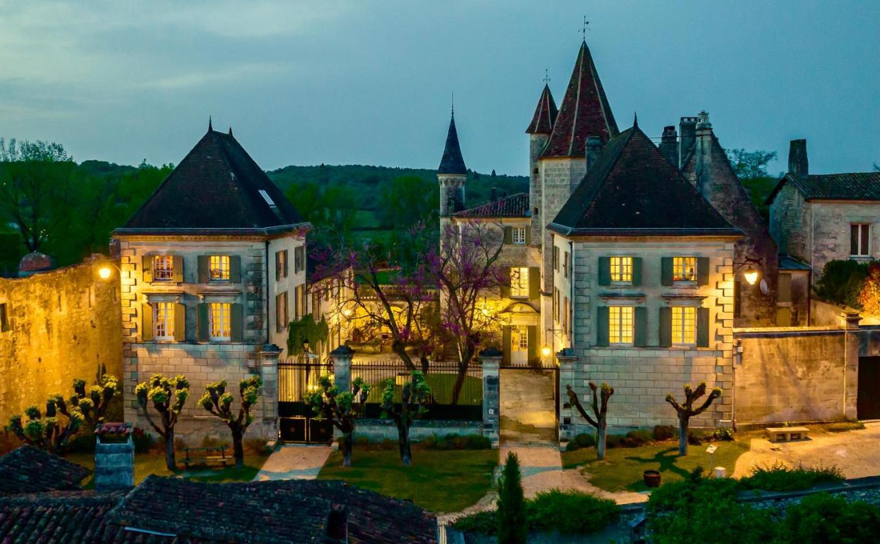 Château des Sénéchaux, Bourdeilles Extérieur photo