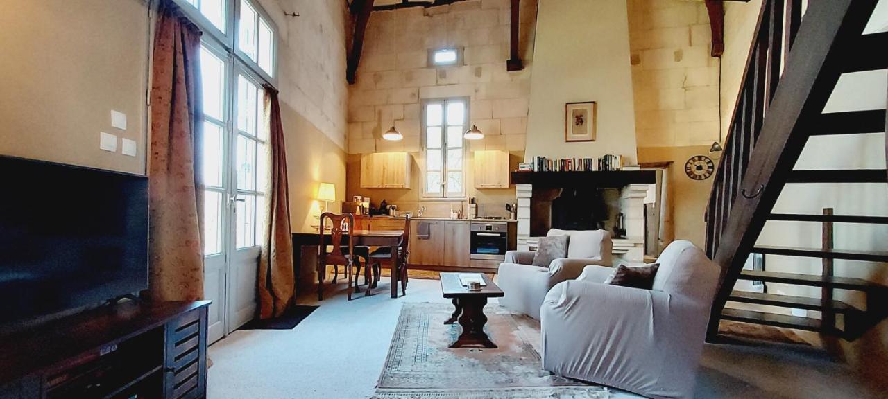 Château des Sénéchaux, Bourdeilles Extérieur photo