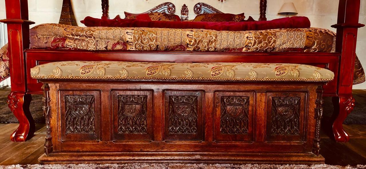 Château des Sénéchaux, Bourdeilles Extérieur photo